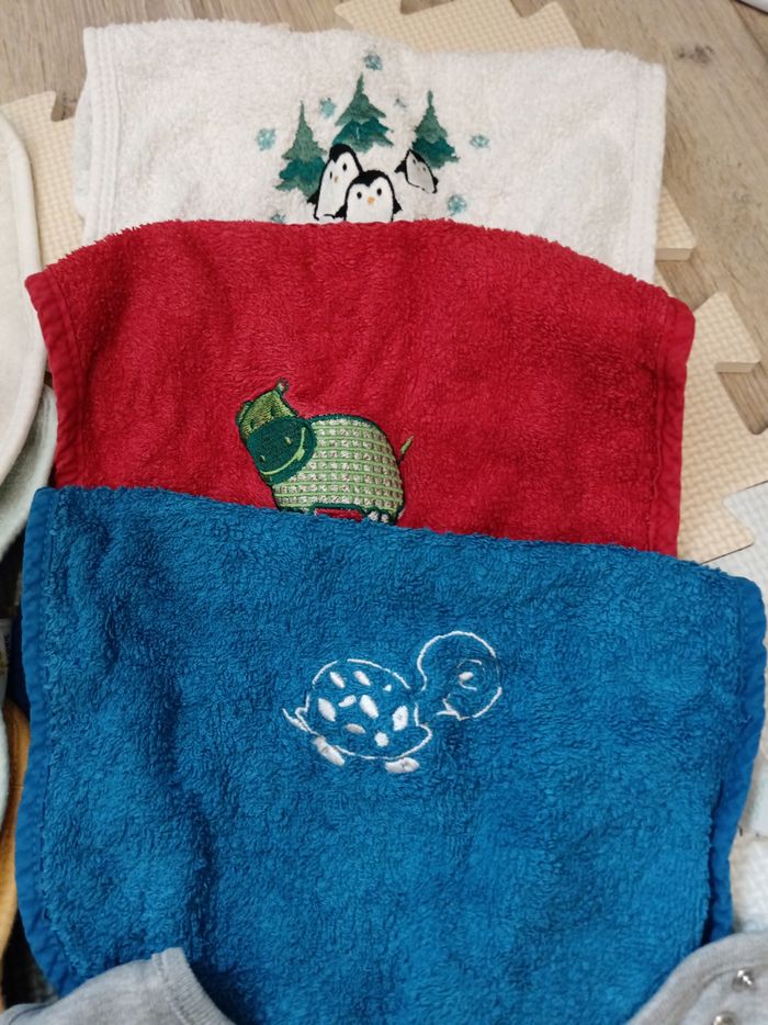 Lot de 14 bavoirs enfant 1-2 ans - photo numéro 3