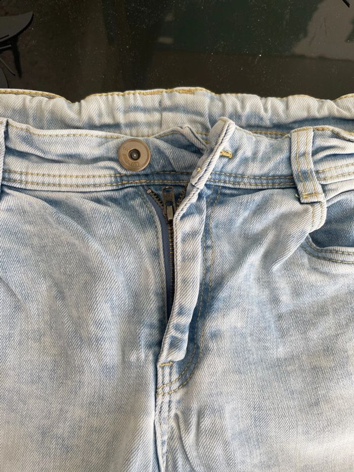 Short tape-à-l’œil en 12 ans - photo numéro 3