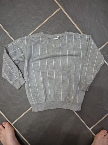 Pull gris