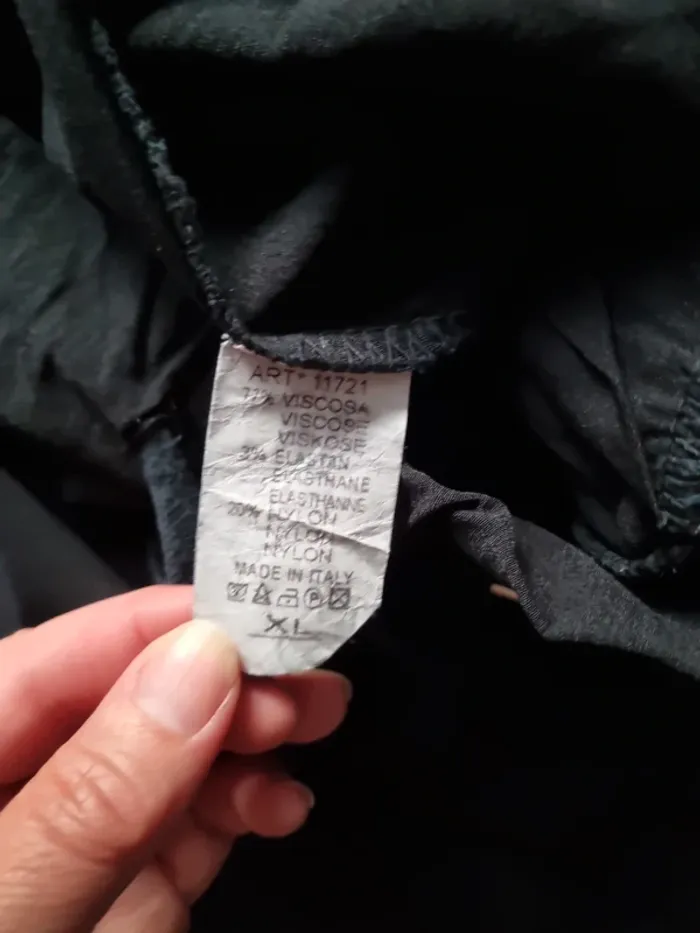 Pantalon noir  hyper strech taille 42 - photo numéro 3