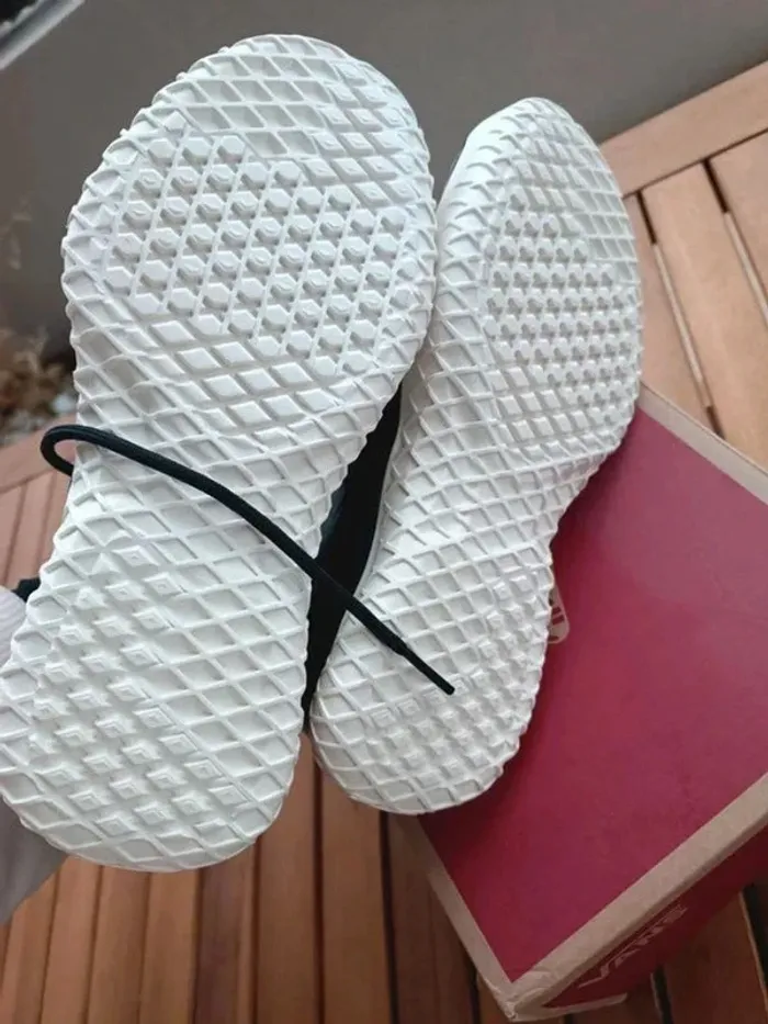Baskets vans mixtes pointure 36,5 - photo numéro 5