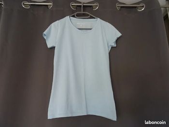 T-shirt manches courtes  taille M