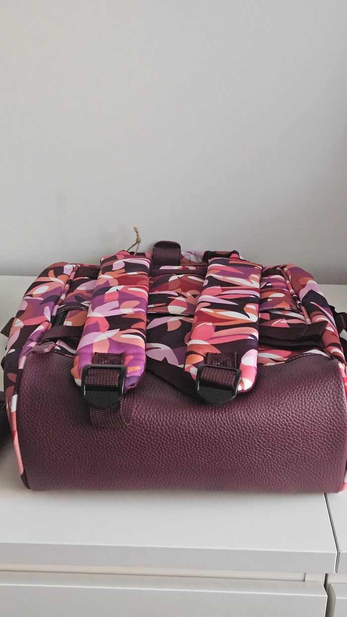 Sac à dos Adventurer Cabaia taille médium avec ses deux pochettes- neuf - photo numéro 8