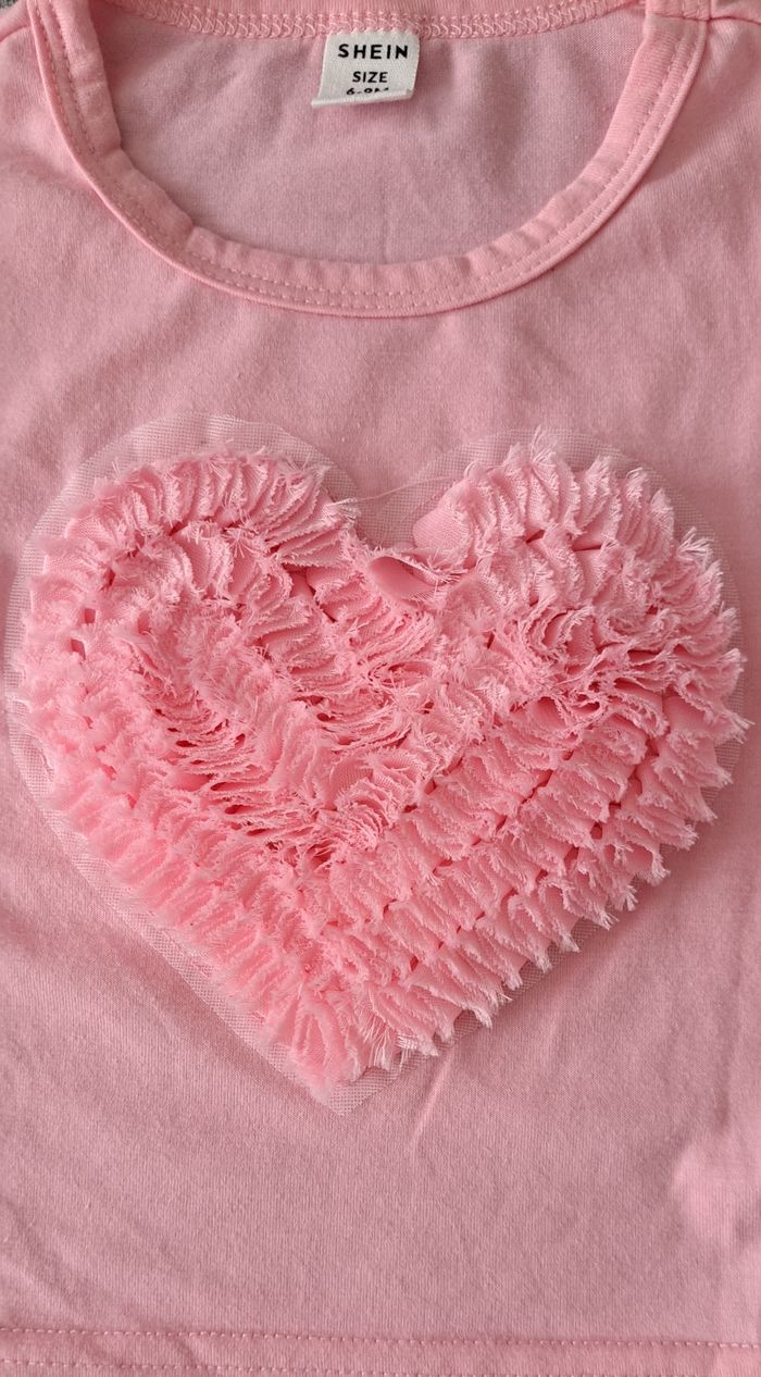 Beau Tee-shirt manches en voile et cœur en relief 6/9 mois - photo numéro 2