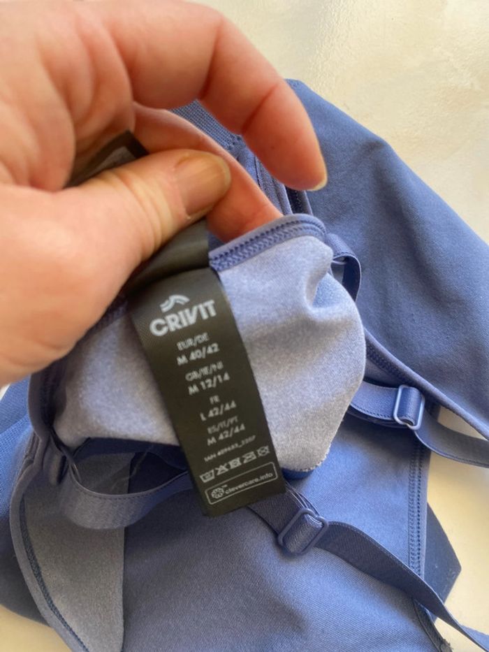 Sert de sport bleu crivit Taille M. - photo numéro 2
