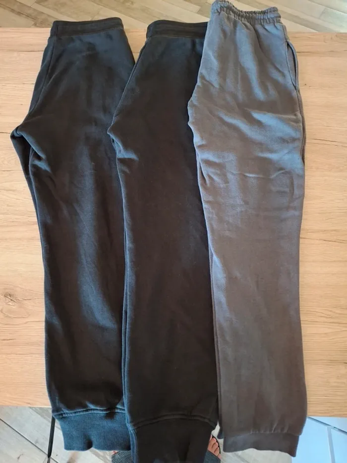 Lot de 3 joggings 11/12 ans - photo numéro 2