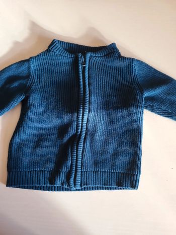 Gilet chaud 6mois neuf