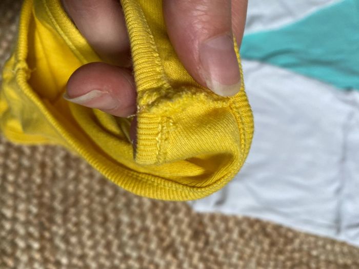Lot de 4 bodies débardeurs Marcels 9 mois - photo numéro 4