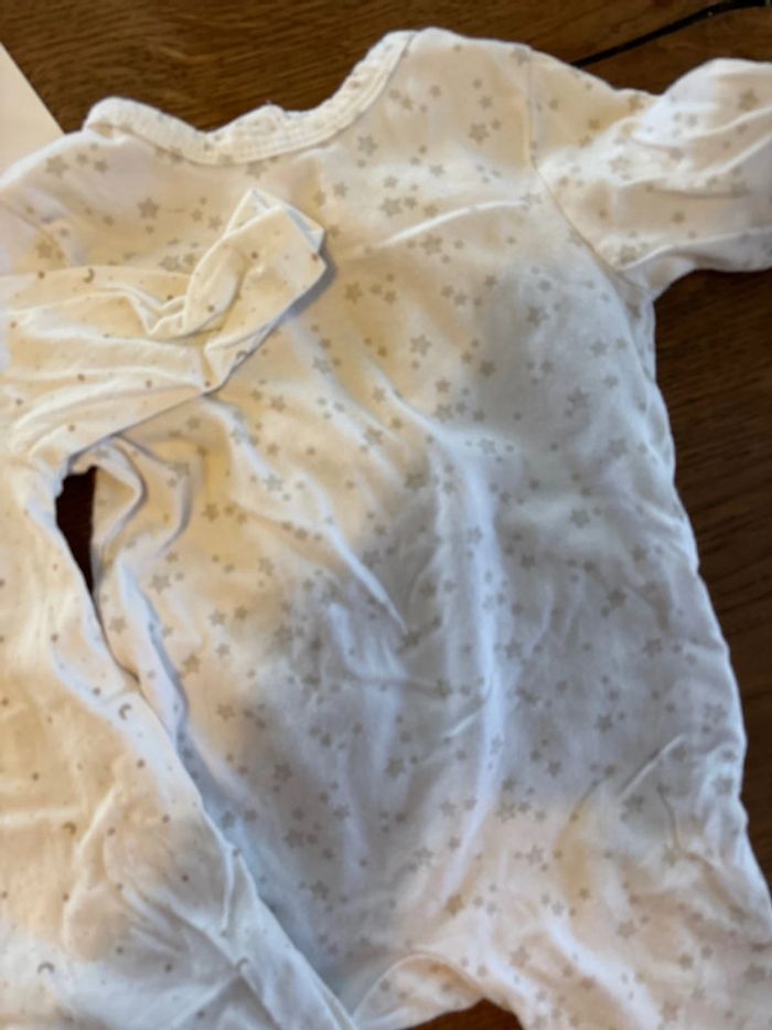 Lot 2 pyjamas Zara 0-1 mois - photo numéro 2
