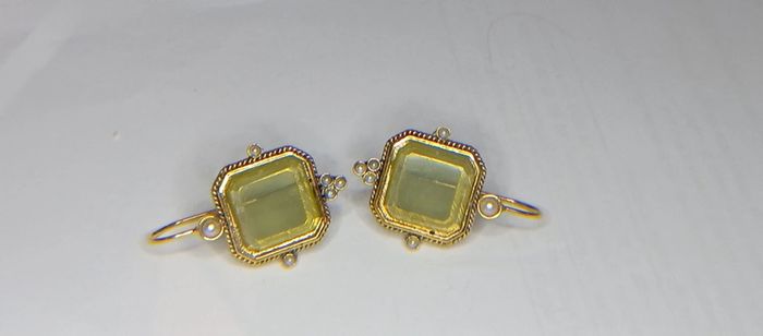 Boucles d'oreilles carrées