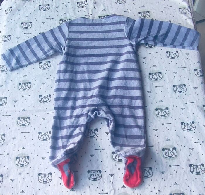 Lot de pyjamas velours taille 6 mois - photo numéro 9