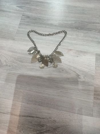Collier fantaisie