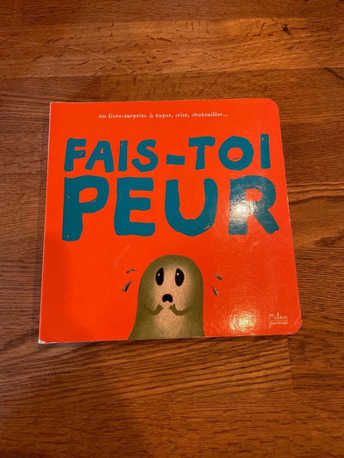 Livre cartonné Fais toi peur