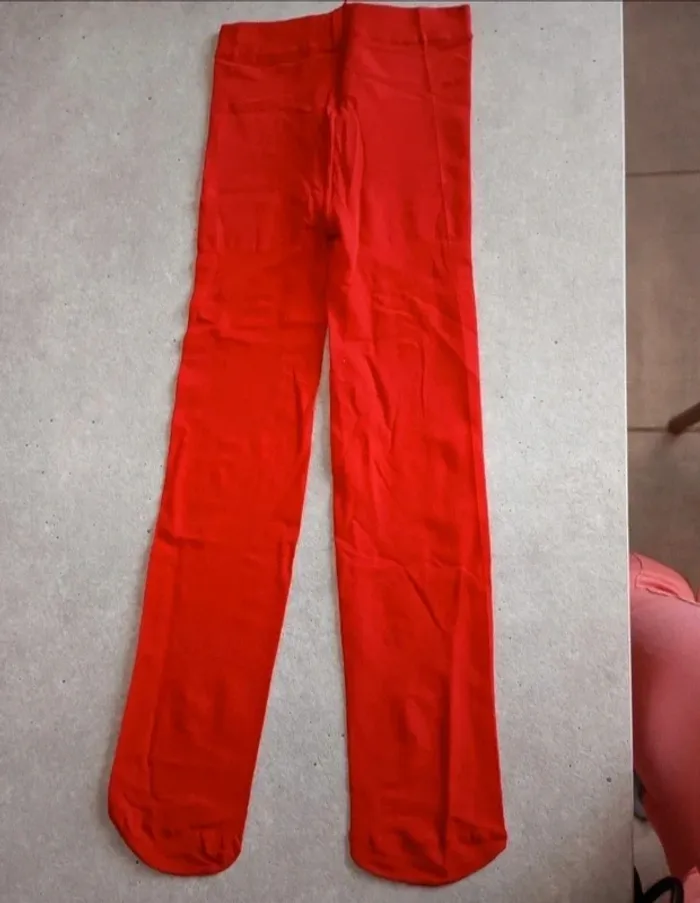 Lot collant rouge 4-6 ans neuf - photo numéro 3