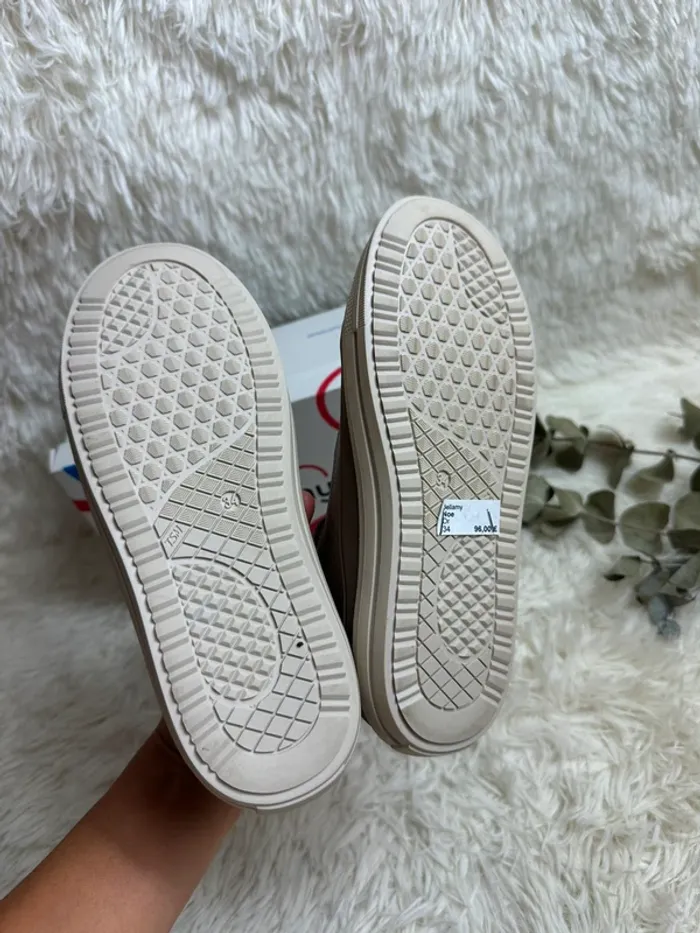 Paire de chaussures Bellamy taille 34 - photo numéro 5