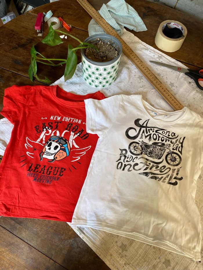 2 tee shirts 5A