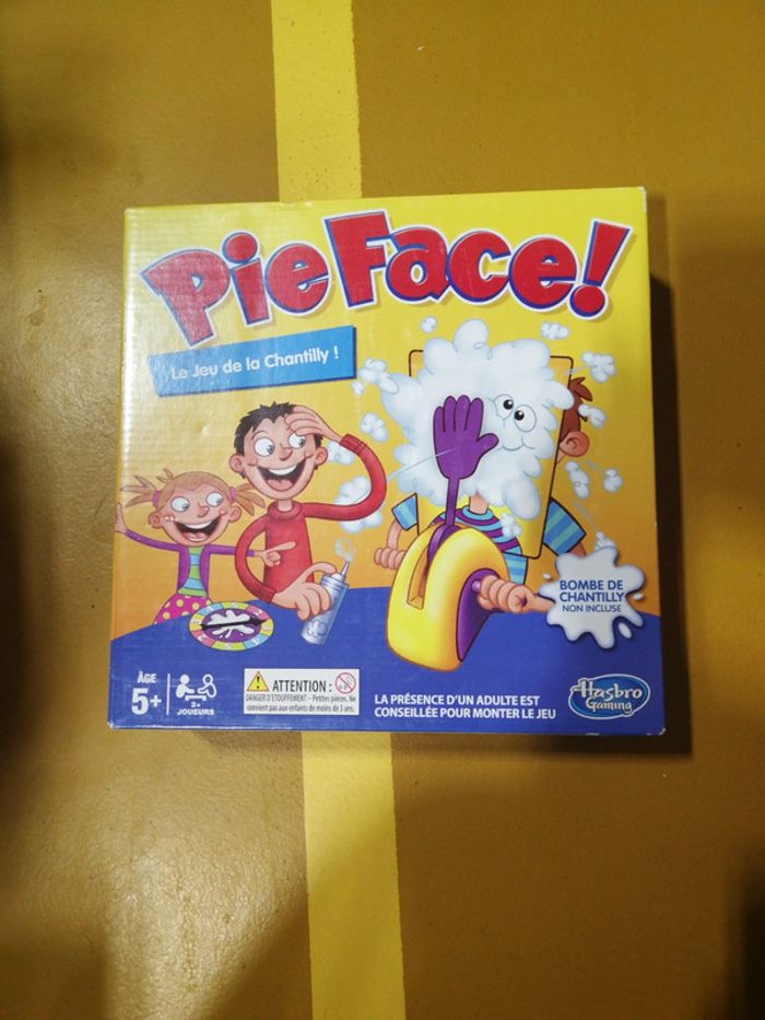 Pie face
