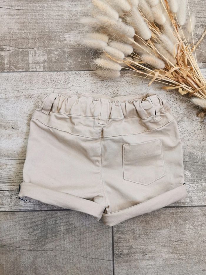 🌺Très joli short beige marron uni chino 6mois - photo numéro 3