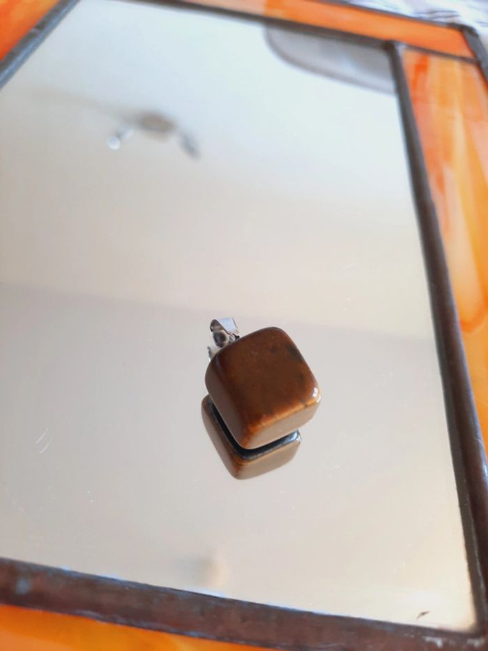 Pendentif pierre œil de lynx