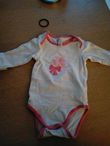 Body 9 mois 71 cm