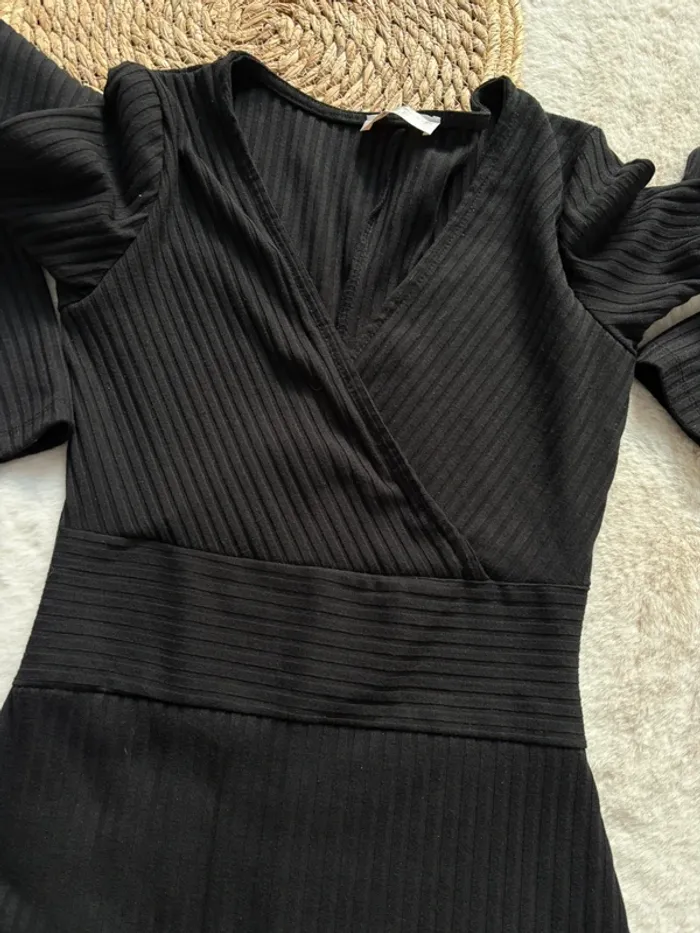 Robe moulante - photo numéro 3