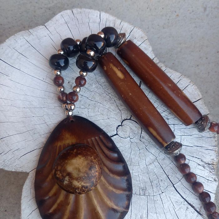 Collier vintage bois - photo numéro 3
