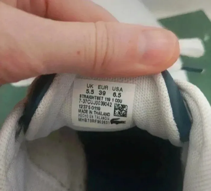 baskets en cuir Lacoste - photo numéro 3