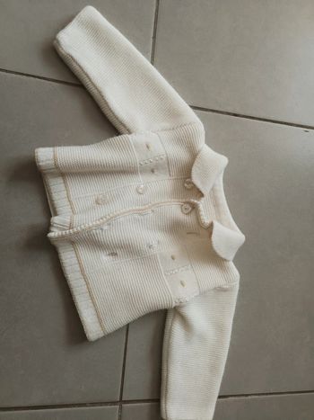 Gilet taille 6 mois