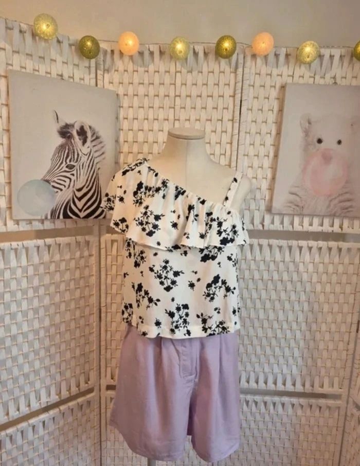 Joli haut asymétrique fleuri United Colors of Benetton femme TS/36