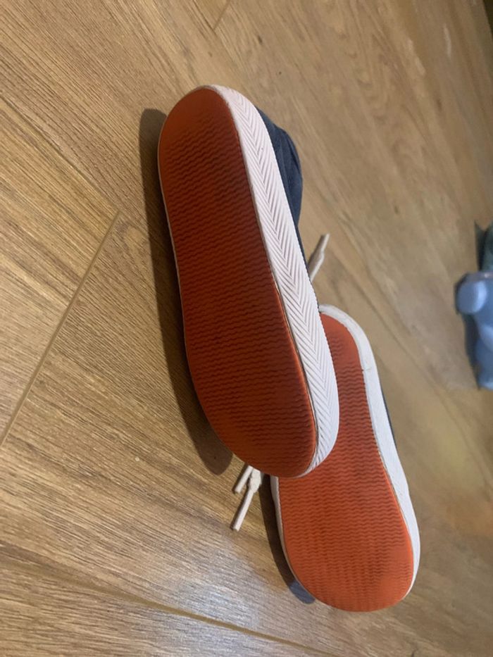 Basket Lacoste taille 23 - photo numéro 3