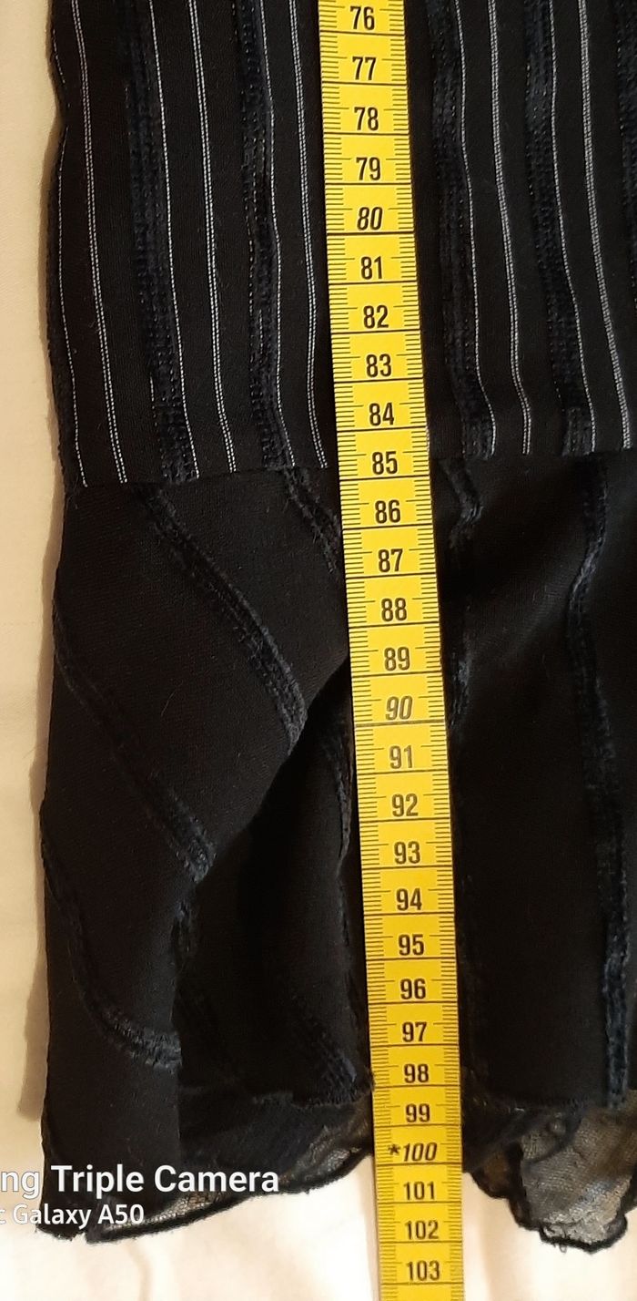 Robe noire bretelle façon cache coeur - photo numéro 10