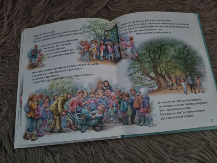 Livre Martine en classe de découverte - photo numéro 6