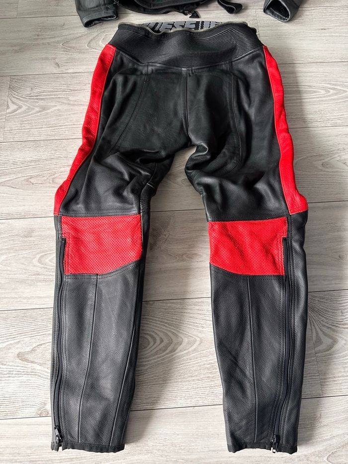 Combinaison moto blouson et pantalon cuir Dainese - photo numéro 10