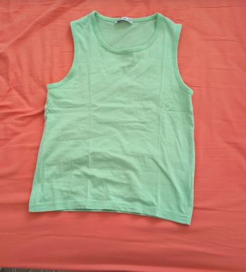 T shirt sans manches