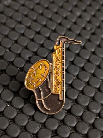 Pin's Saxophone 🎷 musique