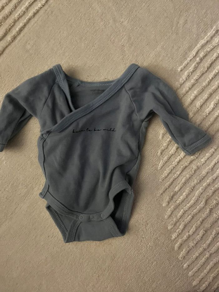 Lot 4 body 1 mois - photo numéro 4