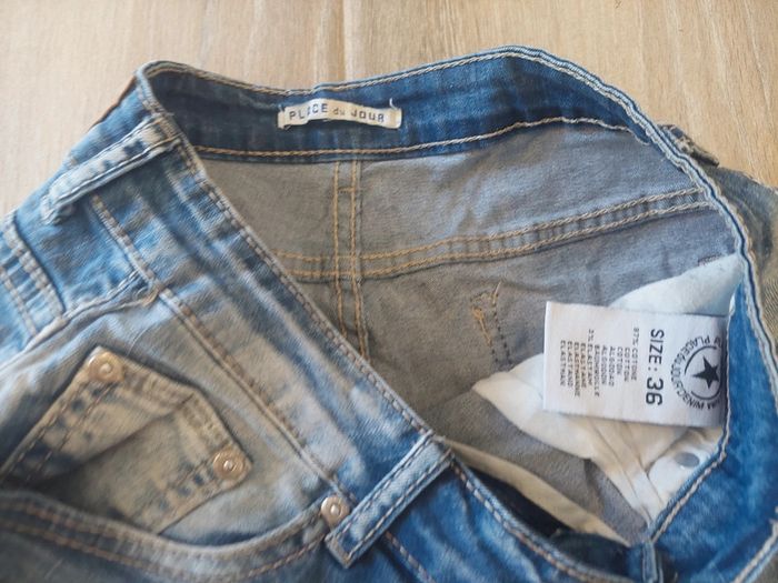 Short en jean avec dentelle - photo numéro 2