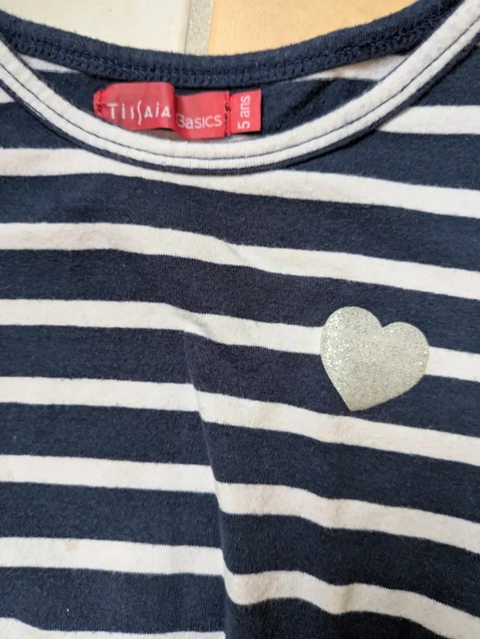 Robe 5 ans bon état tissaia - photo numéro 2