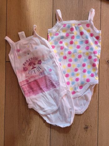 Lot bodies bretelles 18 mois absorba