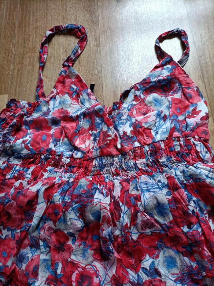 Robe Naf Naf rouge et bleue à volants taille s - photo numéro 2