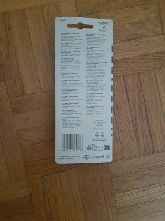 Lot 2 stylo 4 couleurs Bic minions - photo numéro 2