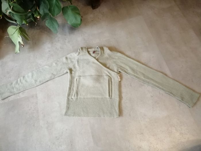 Pull avec capuche kaki Taille 2 Spot