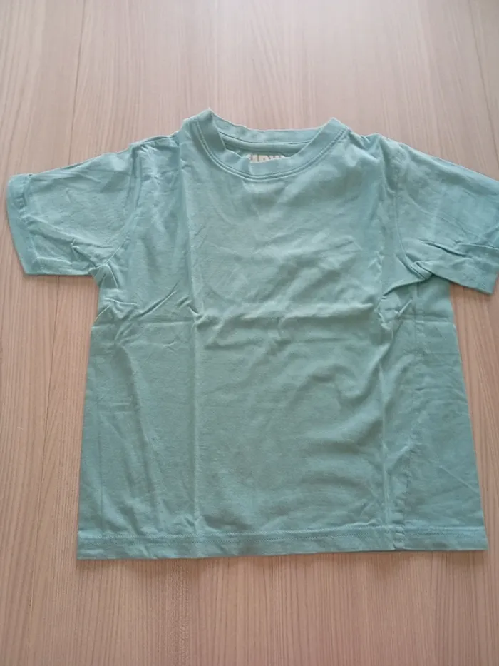 18 tee-shirts - photo numéro 3