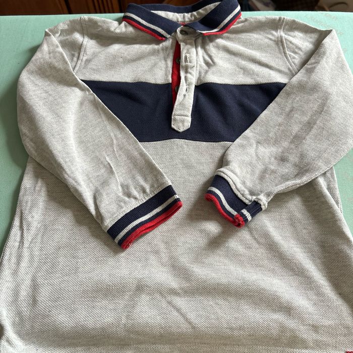 Vends polo manches longues sergent major 5 ans en tres bon état
