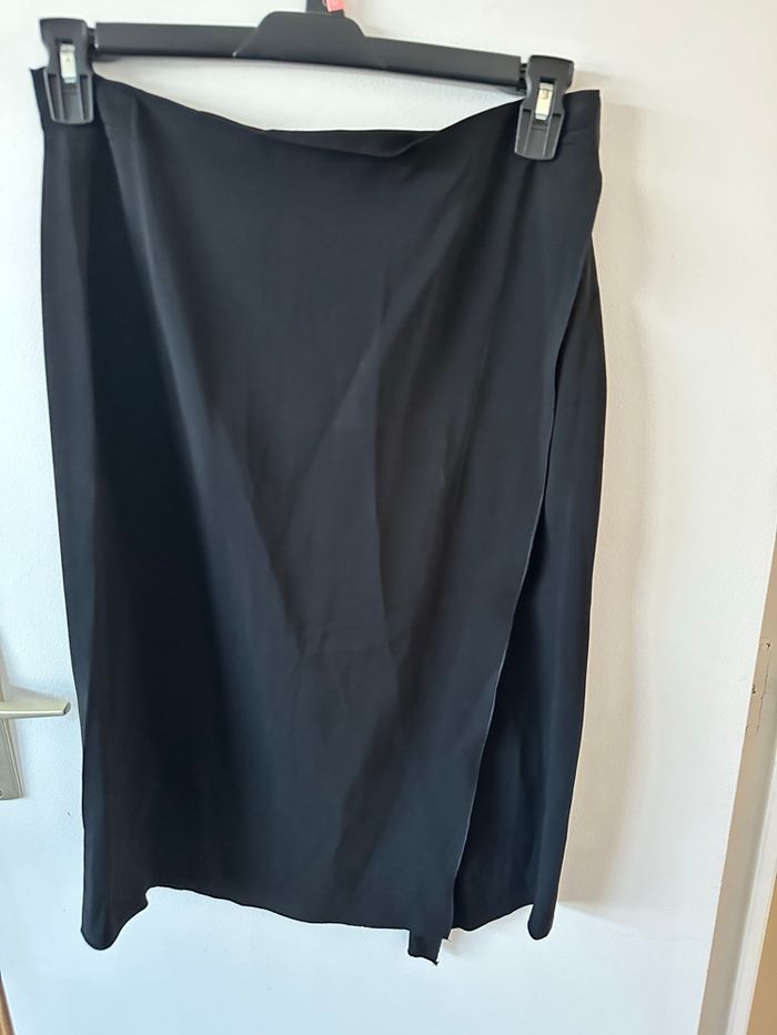 Jupes élégante Zara taille M - photo numéro 2