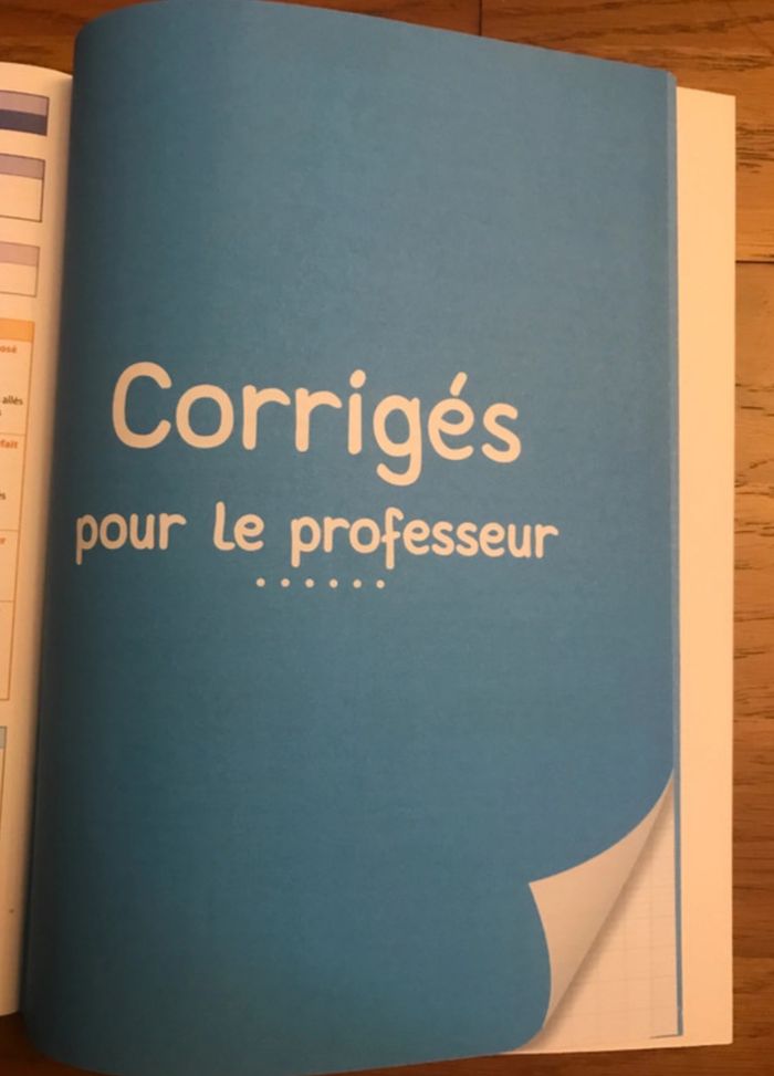 Orthographe 6ème - avec 16 pages de  corrigés - Hachette - photo numéro 3