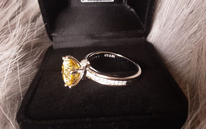 Bague gravée Au750 mariage fiançailles anniversaire Moissanite jaune 9mm 3carats cadeau pour elle - photo numéro 6