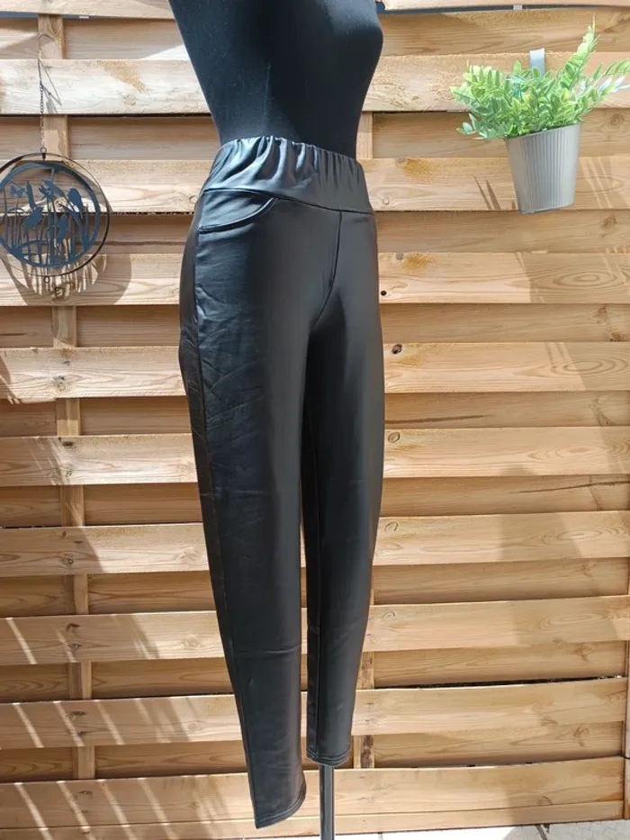 Legging simili taille M - photo numéro 5
