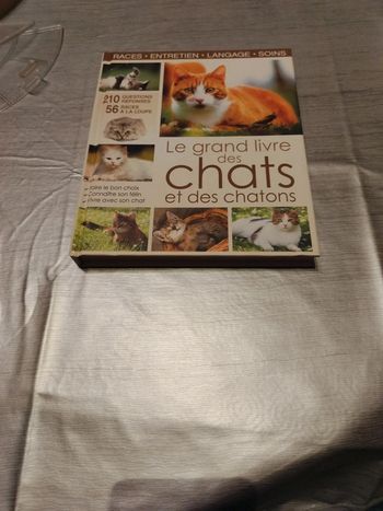 Le grand livre des chats et des chatons