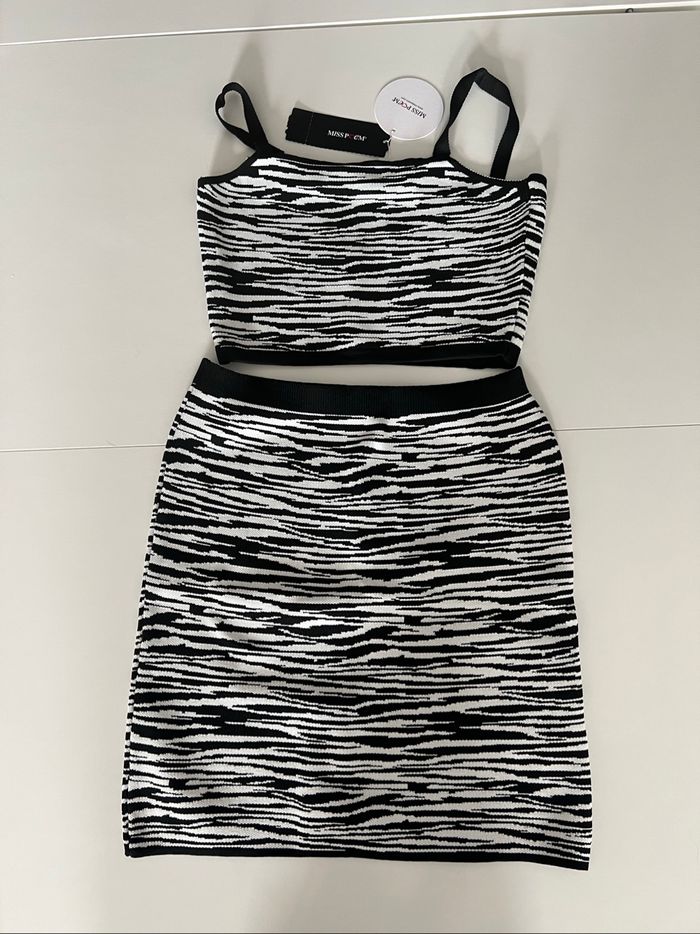 Ensemble zebré zébré jupe mini haut femme M - photo numéro 2